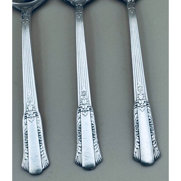 Set Of 8 International Silver Rogers 1940 TREASURE Silverplate Tea Spoons - Picture 4 of 8